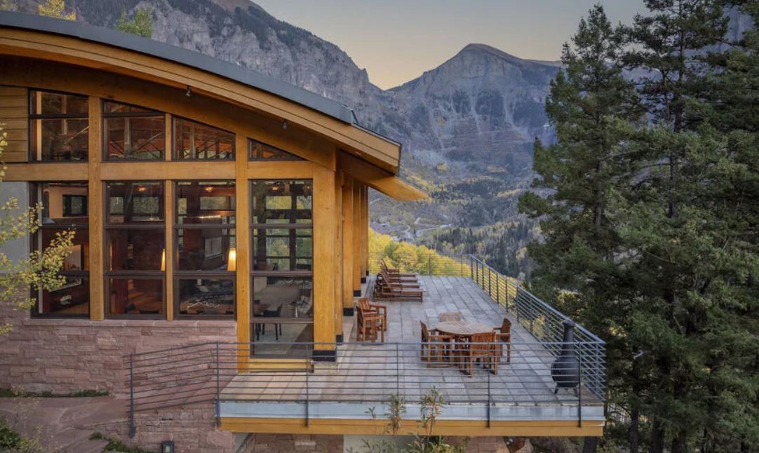 Thing To Do Private Deck/Balcony